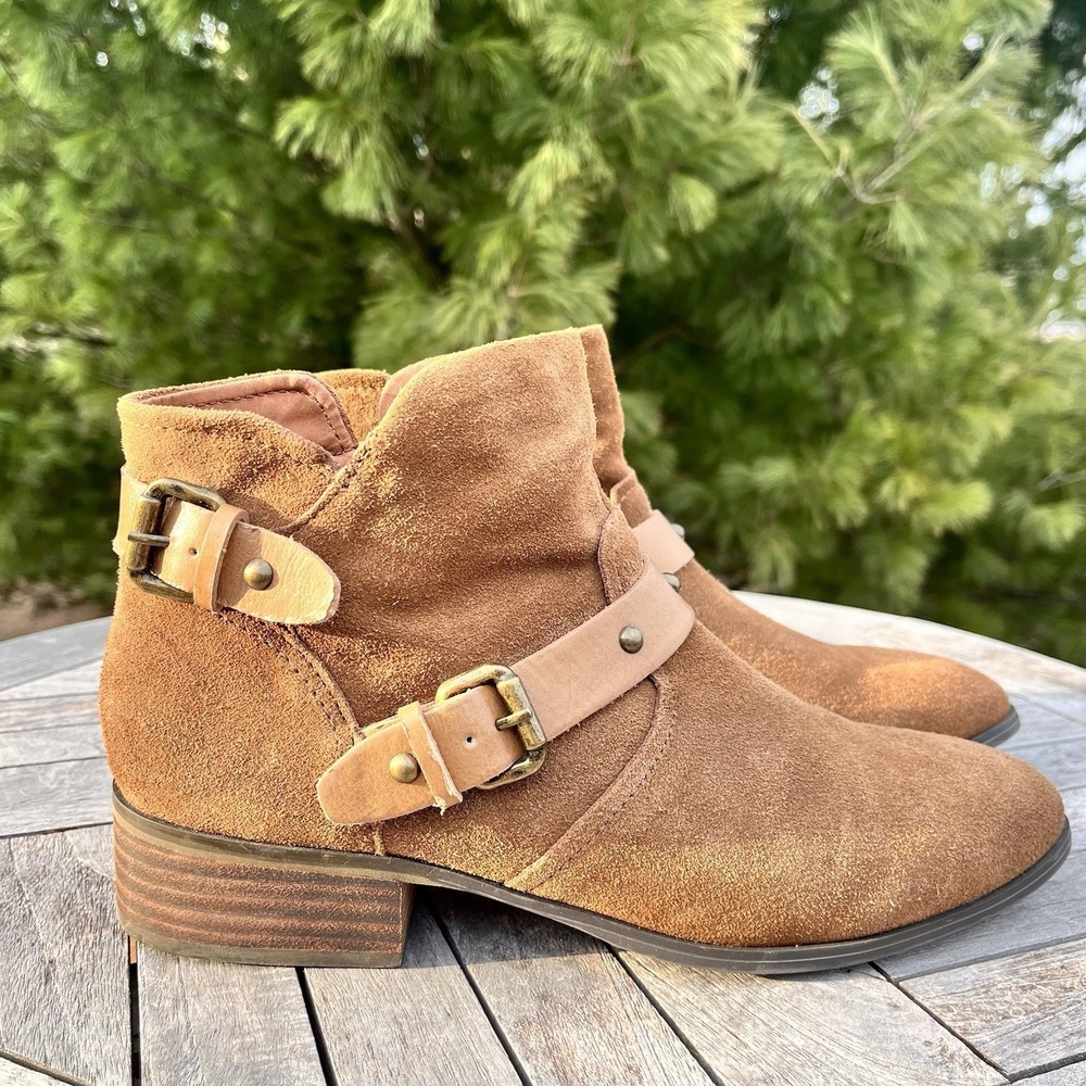 Crown Vintage Roberta Bootie Womens 9.5 Saddle Brown Suede Western Buckle Shoes‎